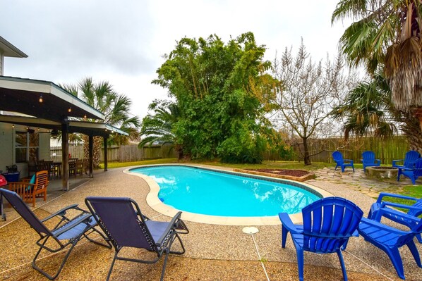 Pool