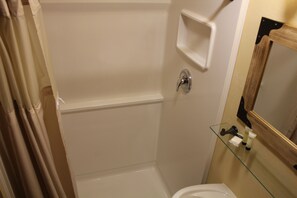  Mt Marathon room -
shower