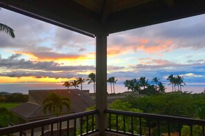 Sunset from Lanai.