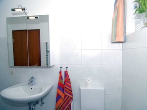 schöne Ferienwohnung bis zu 4 Personen, ruhig, strandnah, Deichlage, Haus Hooge Whg. 02, EG, Ortsteil Ording