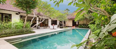 Tropical Ambience 3 Bed Villa,Seminyak;