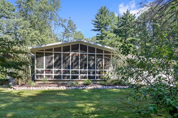 Welcome to Rosie’s Cottage in Sawyer, MI, on the lake side of the Red Arrow