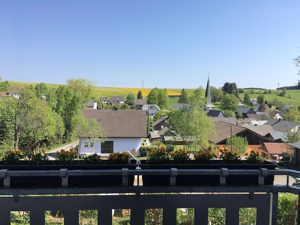 Blick vom Balkon im Frühjahr