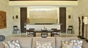 Boutique 4Bed Luxury Villa, Seminyak;