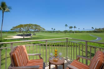 Fairway Villa 120A: Charming w/ Shared Pool, AC, Golf Cart & Lanai Ocean Views