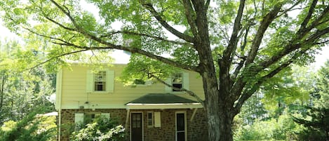 Front of The Stone House at Treetops