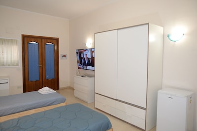 Delightful 7-bed apartment, fully equipped with washing machine 