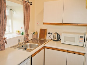 Kitchen | Boosley Grange Cottage, Fawfieldhead, nr. Buxton