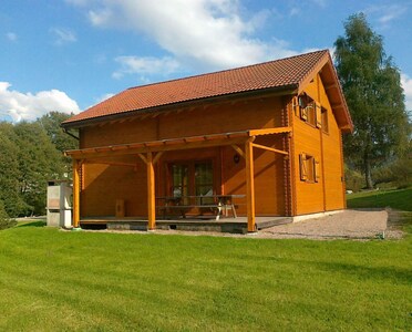 Casa de montaña (madera / piedra) - LE THOLY