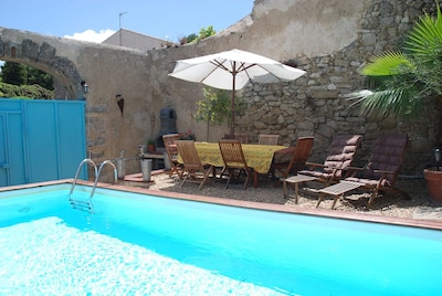 Stylish Restored Home with Private Pool - Under an Hour from 3 Budget 