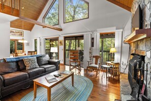 Main Level, Living Area