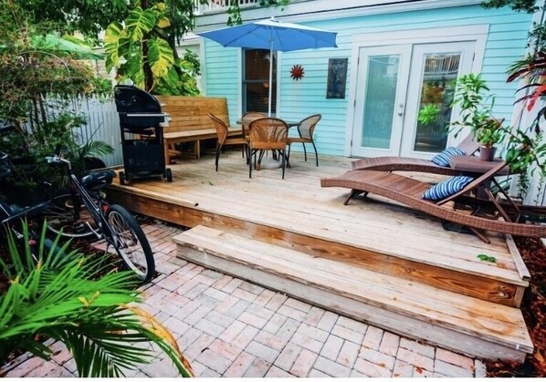 Private patio. pool near