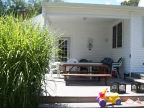 2400 sq ft,  great for families, large yard