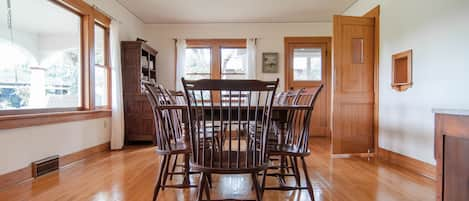 Dining Room With Seats For 10