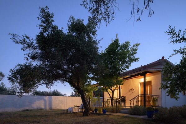 Evening Sublime Settings