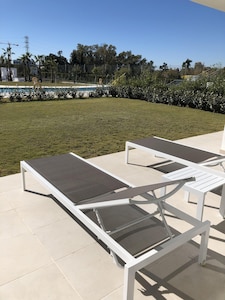 Luxury Brand New apartment next to Atalaya Golf