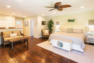 Spacious Hawaiian Suite for a Romatic Getaway in the Upcountry of Maui!