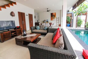 Double Units A, 2Bedroom Villa in Legian