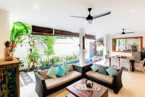 Double Units A, 2Bedroom Villa in Legian