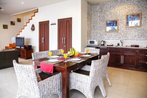 Double Units A, 2Bedroom Villa in Legian