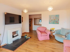 Spacious living room | Wagtails, Langford Budville, near Wellington
