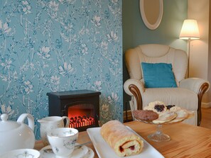 Charming living/ dining room | Parkside Cottage, Cleator Moor
