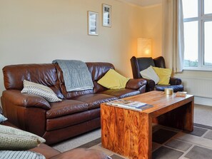Cosy living room | Zonnebloem, Brymbo, near Wrexham