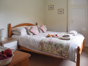 Double bedroom | Cobb’s Cottage, Grosmont, near Whitby