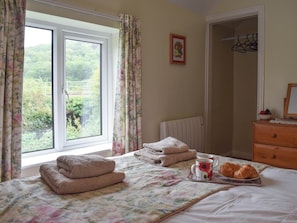 Double bedroom | Cobb’s Cottage, Grosmont, near Whitby