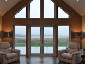 Living room  | Skipper’s Retreat, Clachan Sands, Isle of North Uist