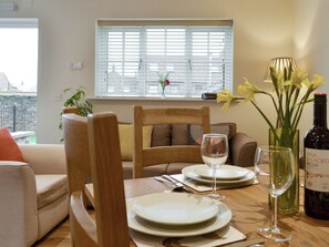 Light and airy living and dining areas | 2 Croft Cottage - Croft Cottage Holidays, Stillington, near Easingwold