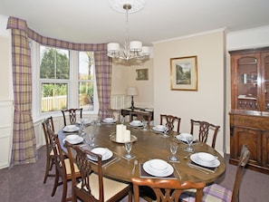 Large grand dining room | Haddon Villa, Bakewell