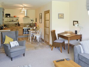 Convenient open-plan living space | Lapwing Cottage - High Weldon Cottages, Weldon Bridge, near Rothbury