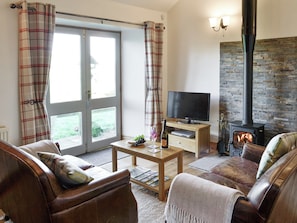 Light and airy living area | Stanegate Cottage - Braeside Cottages, Greenhead, near Haltwhistle