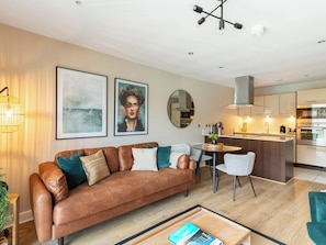 Open plan living space | North Bay Sands Apartment 1 - North Bay Sands Apartments, Scarborough