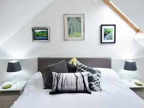 Relaxing bedroom  | Station House, Staveley, near Kendal