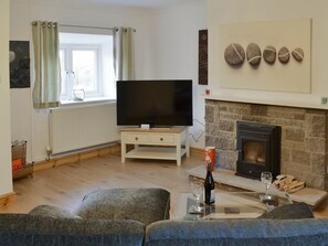 Comfortable living room | Swallows Nest, Caergeiliog, near Holyhead