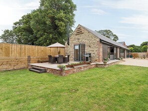 Super detached holiday home | The Cart Shed, Witton Gilbert, near Durham