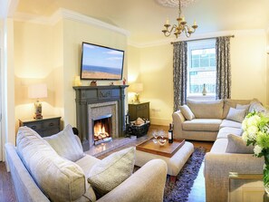 Comfortable living room | The Hind House, Cottam, near Driffield