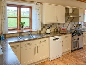 Kitchen/diner | Hop Pocket, Bromyard, near Malvern Hills