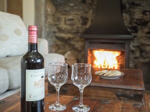 Relaxing living room | Lyndhurst Cottage, Carlton-in-Coverdale, near Leyburn