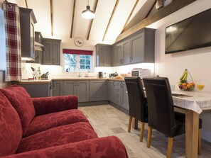 Open plan living space | Kingfisher Cottage - Riverside Barns, Wainfleet St. Mary, near Skegness