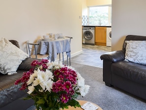 Living and dining room | Doves Den, Welcombe, near Bude