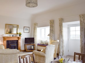 Welcoming living and dining room | Lucklaw Steading Cottage, Balmullo, near St Andrews