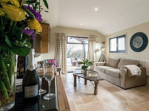 Cosy open plan living space | Holders Cottage, Rudford, near Gloucester