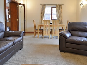 Spacious living and dining room | Dairy Cottage - Moor Farm Stable Cottages, Foxley, near Fakenham