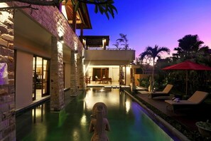 Hideaway Private 3 Bedroom Villa,Canggu;