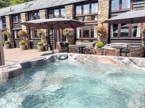 Exterior | Duvale Barn - Duvale Cottages, Bampton, near Tiverton