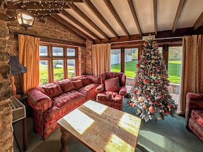 Living area | Duvale Barn - Duvale Cottages, Bampton, near Tiverton