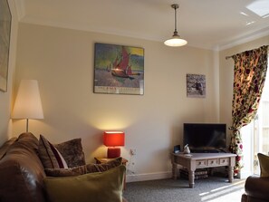 Cosy living room | Cosy Cotswolds Townhouse, Shipston-on-Stour